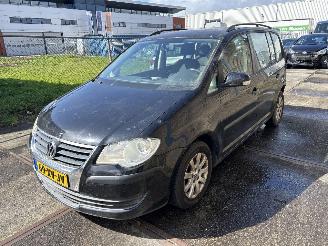 Volkswagen Touran 1.4 TSI OPTIVE picture 3