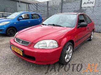 Vaurioauto  passenger cars Honda Civic Civic Coupe (EJ6/7/8), Coupe, 1994 / 2000 1.6i LS 16V 1998/9