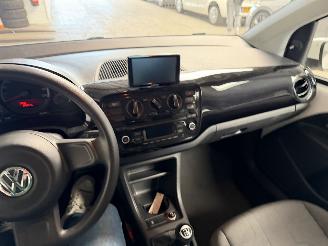 Volkswagen Up! 1.0 move up! BlueMotion NL NAP! picture 18