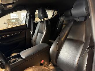 Mazda 3 2.0 e-SkyActiv G 122 picture 17