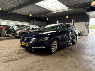 damaged passenger cars Volkswagen Passat Variant 2.0 TDI Comfortline 2018/8