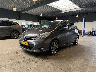 uszkodzony samochody osobowe Toyota Yaris 1.3 VVT-i Dynamic 2012/1