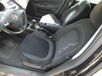 Fiat Punto 1.3 M-Jet Lounge picture 11