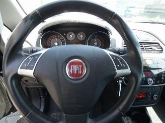 Fiat Punto 1.3 M-Jet Lounge picture 14