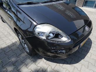 Fiat Punto 1.3 M-Jet Lounge picture 29