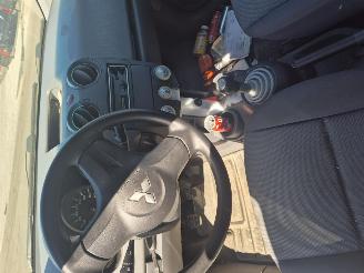 Mitsubishi Colt (Z2/Z3) Hatchback 1.3 16V (4A90) [70kW] 5-BAK picture 7