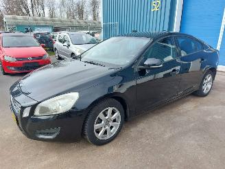 skadebil auto Volvo S-60 S60 II (FS) Sedan 1.6 T3 16V 2011/2