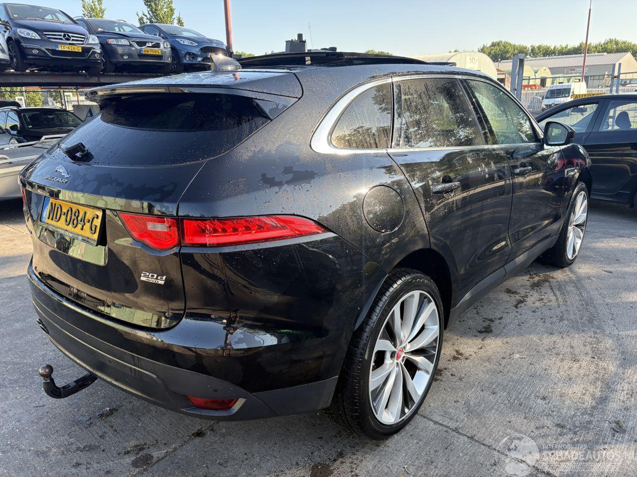 Jaguar F-Pace 2.0D 132KW Autom. Pano Clima Navi AWD Portfolio NAP
