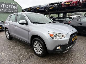 Coche accidentado Mitsubishi ASX 1.6 86KW Cleartec Intro Edition Airco 2011/1
