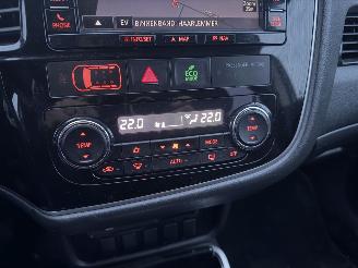 Mitsubishi Outlander 2.0 PHEV 89KW Autom. Clima Navi Led Business Edition NAP picture 11
