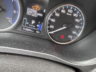 Mitsubishi Outlander 2.4 PHEV 99KW Autom. Clima Navi Schuifdak S-Edition NAP picture 15