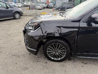 Mitsubishi Outlander 2.4 PHEV 99KW Autom. Clima Navi Schuifdak S-Edition NAP picture 22