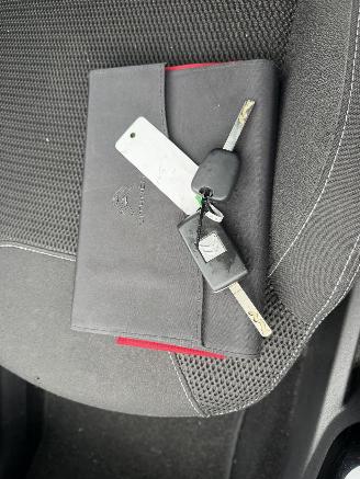 Citroën C3 1.0 VTI 50KW Pano Clima Led Collection NAP picture 11