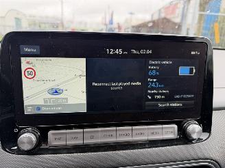 Hyundai Kona 64 kWh EV 150KW Schuifdak Clima Navi Led Fashion picture 9