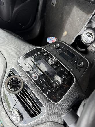 Fiat Punto Evo 0.9 Twinair 63KW Airco Pop 5-Deurs NAP picture 10
