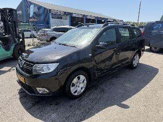 Dacia Logan 0.9 TCE 66KW MVC Airco Navi Led Laureate NAP picture 5
