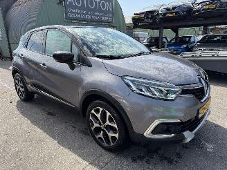 krockskadad bil auto Renault Captur 0.9 TCE 66KW Intens Clima Navi Camera Led NAP 2018/12