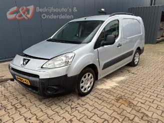 Schadeauto Peugeot Partner Partner Tepee (7A/B/C/D/E/F/G/J/P/S), MPV, 2008 / 2018 1.6 HDiF 90 16V Phase 1 2011/10