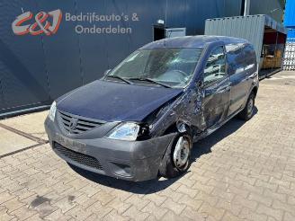 krockskadad bil auto Dacia Logan Logan Express (FS), Van, 2009 1.6 2010/5