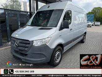skadebil camper Mercedes eSprinter  2021/10