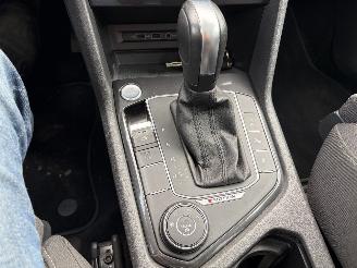 Volkswagen Tiguan 2.0  R LINE 4 motion picture 16