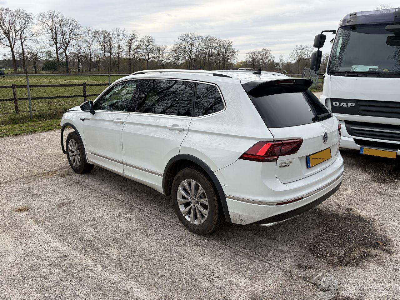 Volkswagen Tiguan 2.0  R LINE 4 motion