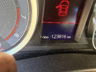 Toyota Auris gereserveerd picture 16