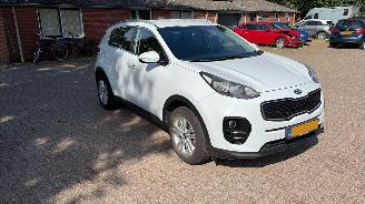 krockskadad bil auto Kia Sportage 1.6 GDI Dynimic line 2019/1