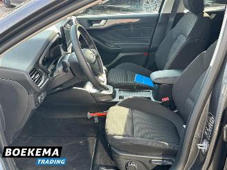 Ford Focus Wagon 1.0 EcoBoost Hybrid Titanium Stoel/Stuurverw. Navigatie Camera picture 23