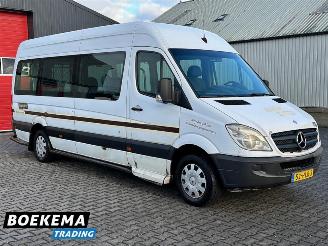 skadebil auto Mercedes Sprinter 311 2.2 CDI 432 9-Persoons Rolstoellift Automaat Airco 2009/1
