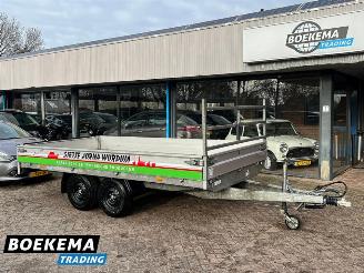 krockskadad bil auto Hapert Grandland Azure Plateauwagen Tandemas 3000KG 2023/7