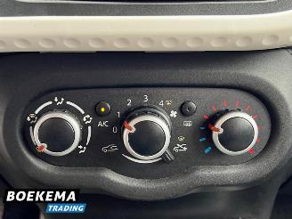 Renault Twingo 1.0 SCe Collection Led Airco Cruise Trekh. picture 28