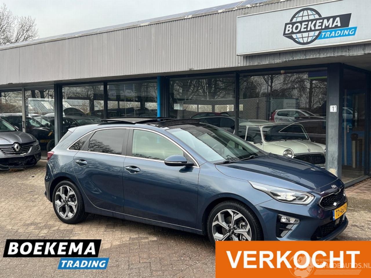 Kia Ceed 1.4 T-GDi Executive 140PK Aut Leer Pano JBL Keyless Stoel/Stuurverw. Camera