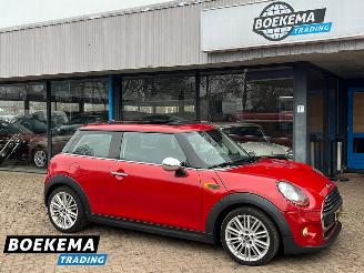 Vrakbiler auto Mini One D 1.2 One Business Automaat Pano Keyless Navi Climate Cruise 2017/11