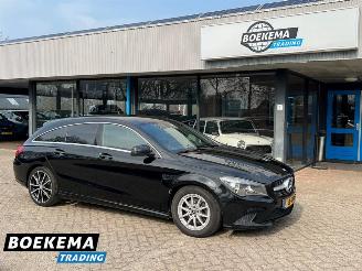 krockskadad bil bedrijf Mercedes Cla-klasse 200 Ambition 156PK Widescreen Stoelverw. Navigatie 2015/12