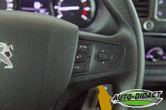 Peugeot Traveller 1.5 BlueHDI 8p.120 Business Standard S&S picture 14