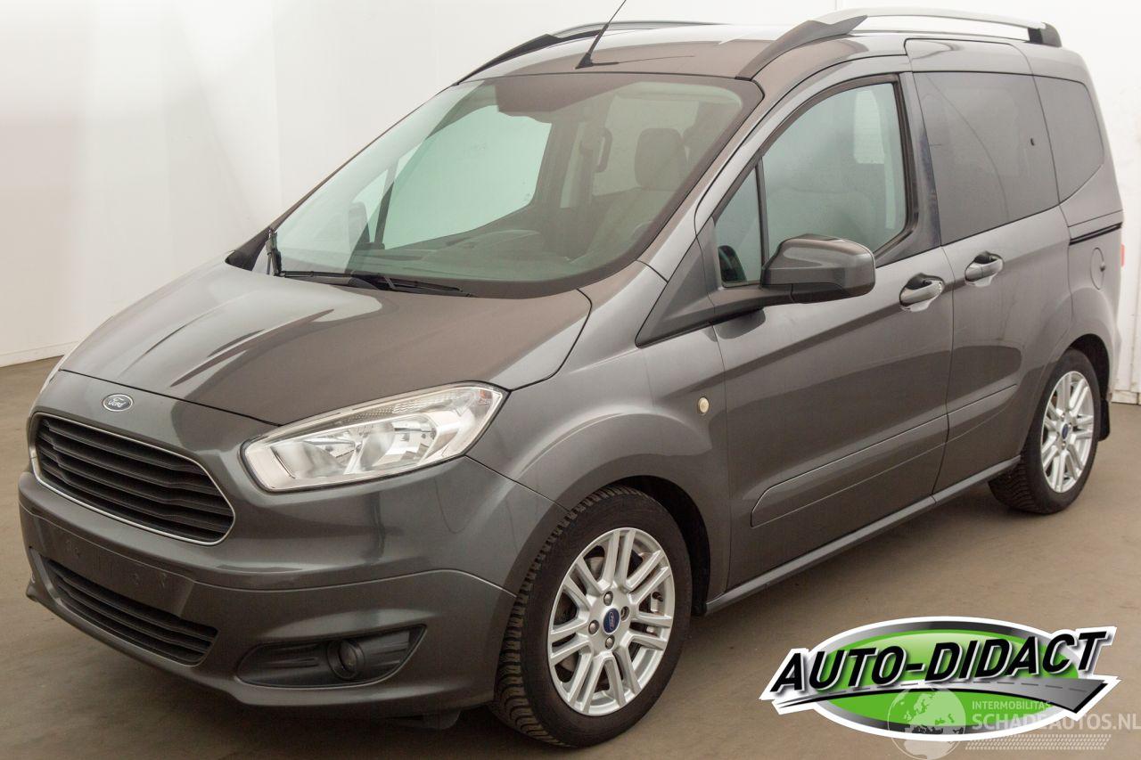 Ford Tourneo Courier 1.5 TDCi Clima