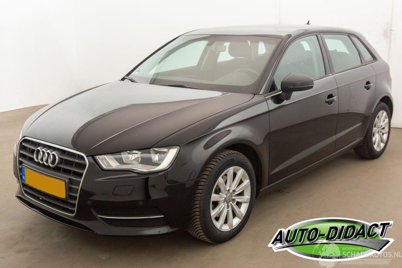 Audi A3 1.2 TFSI Airco Navi Attraction