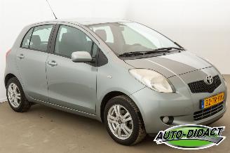 Toyota Yaris 1.3 VVTi Automaat Clima Luna MMT picture 2