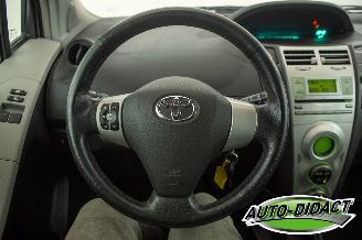 Toyota Yaris 1.3 VVTi Automaat Clima Luna MMT picture 5