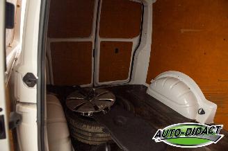 Volkswagen Transporter 2.0 TDI L1H1 Airco 26 Highline picture 33