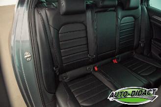 Volkswagen Golf 1.6 TDI Automaat Clima Leder Highline Business R picture 21