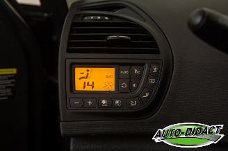 Citroën C4-picasso 1.6 VTi Navi Clima Collection picture 13