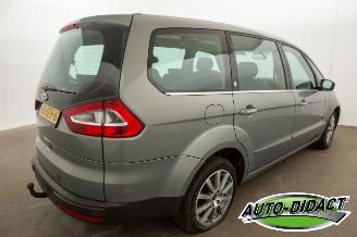 Ford Galaxy 2.0-16V Ghia Motorschade picture 4