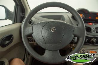 Renault Twingo 1.2 Acces Airco picture 5
