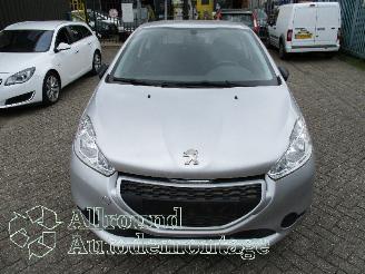 Peugeot 208 208 I (CA/CC/CK/CL) Hatchback 1.0 Vti 12V PureTech (EB0(ZMZ)) [50kW]  =
(03-2012/12-2019) picture 5