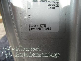 Citroën C1 C1 Hatchback 1.0 12V (1KR-FE(CFB)) [50kW]  (06-2005/09-2014) picture 11