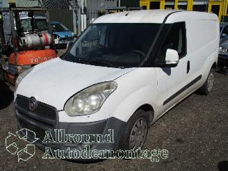 Uttjänta bilar auto Fiat Doblo Doblo Cargo (263) Van 1.3 D Multijet (263.A.2000) [66kW]  (02-2010/12-=
2023) 2011/3