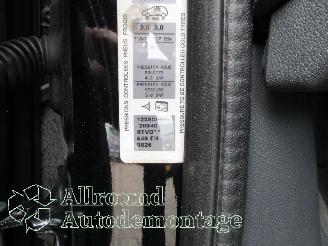 Peugeot 5008 5008 I (0A/0E) MPV 1.6 THP 16V (EP6CDT(5FV)) [115kW]  (09-2009/03-2017=
) picture 10