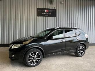krockskadad bil bedrijf Nissan X-Trail 1.6 Acenta 7-Sitzer / Panorama / Kamera 2016/1